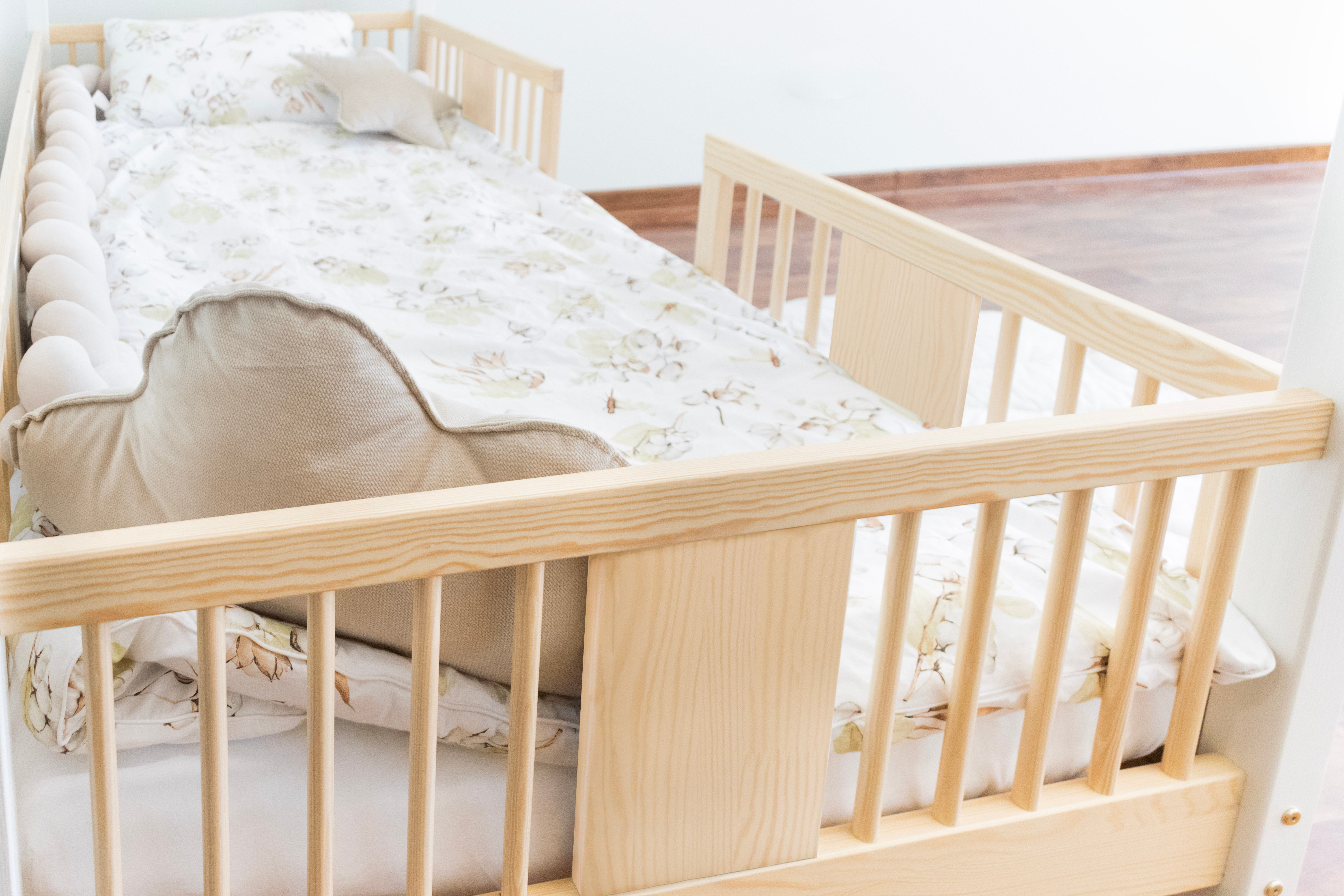 Łóżko domek (1) Łóżko domek (1)