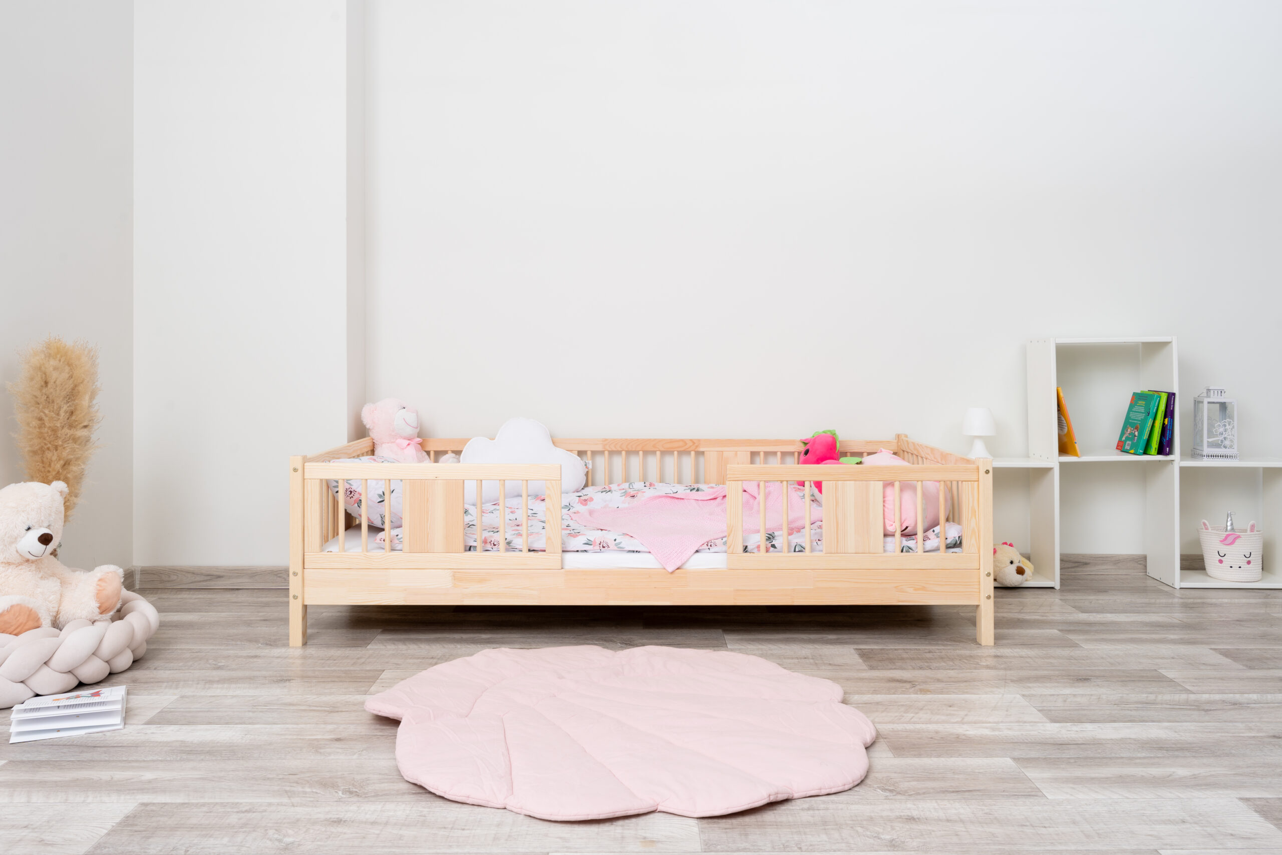 Łóżko dzięciece niskie (4) Łóżko dzięciece niskie (4)